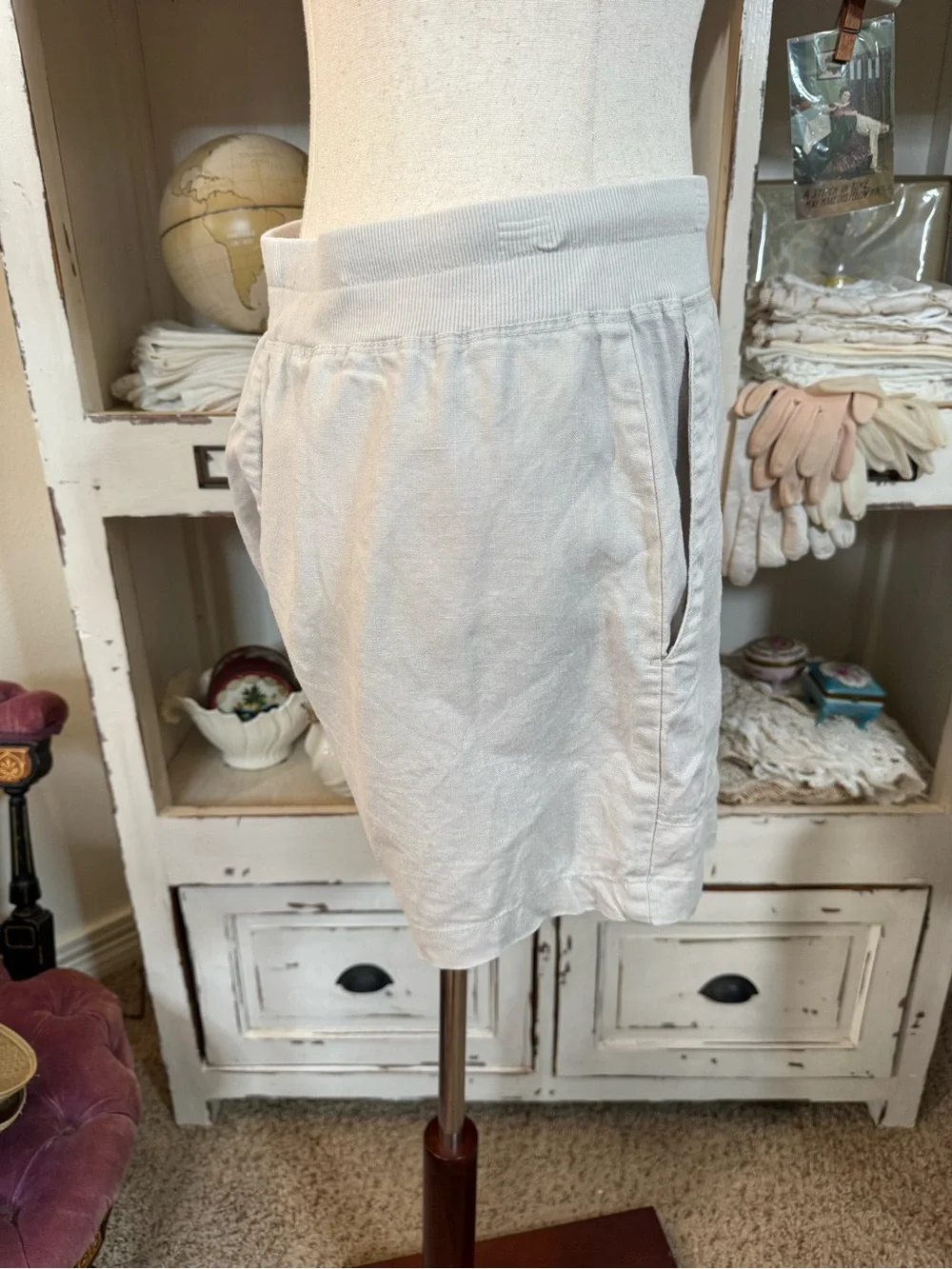 James Perse White Linen Drawstring Shorts